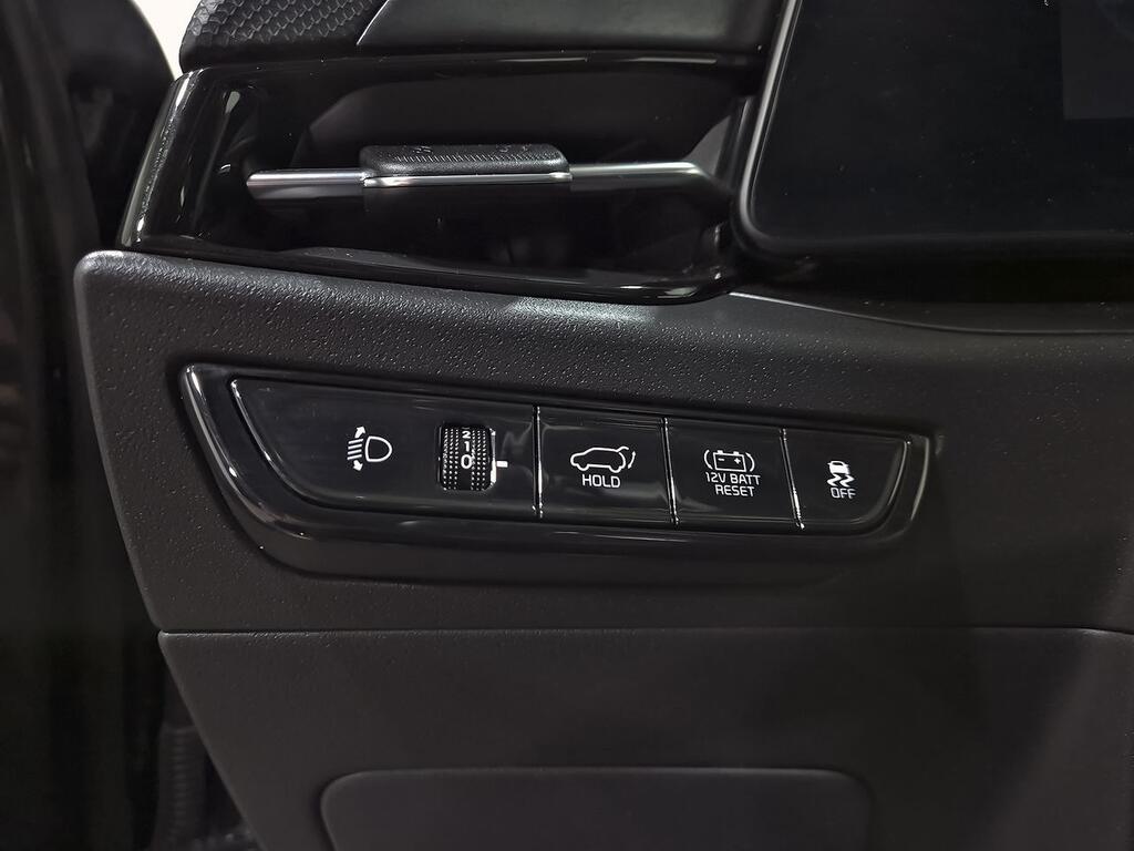 Kia Niro 1.6 GDi HEV 104kW (141CV) Emotion 12