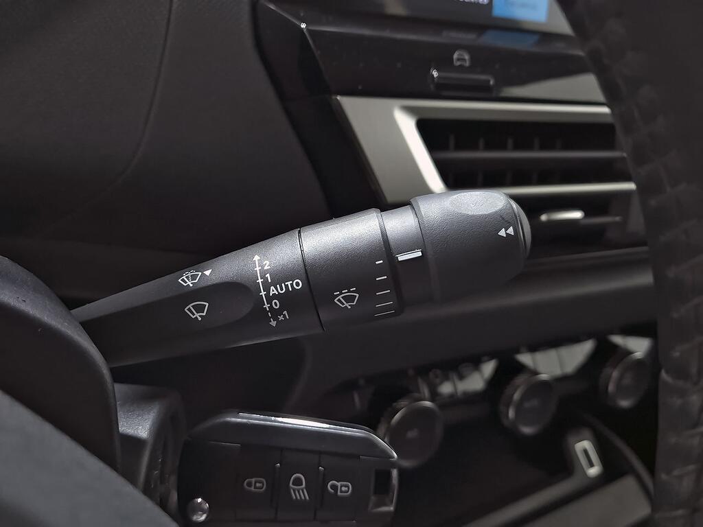 Citroën C4 PureTech 130 S&S 6v Plus 16