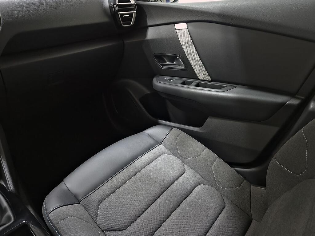 Citroën C4 PureTech 130 S&S 6v Plus 29