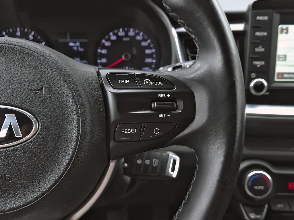 Kia Stonic 1.0 T-GDi 88kW (120CV) Drive 16