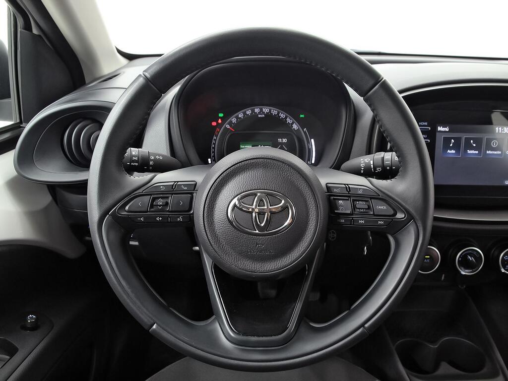 Toyota Aygo X Cross 1.0 VVT-I 72CV Play 18