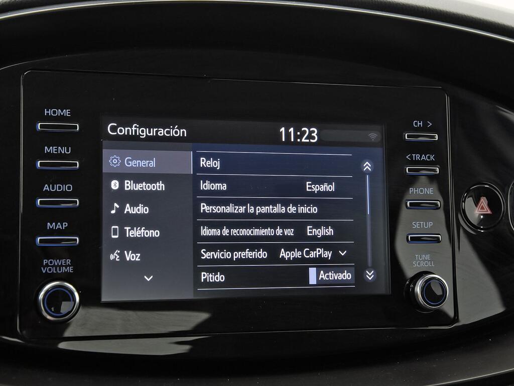 Toyota Aygo X Cross 1.0 VVT-I 72CV Play 19