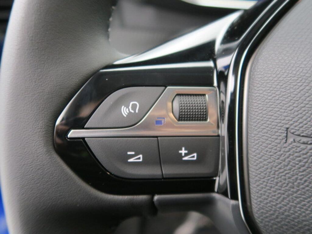 Peugeot 208 Eléctrico Allure Pack 10