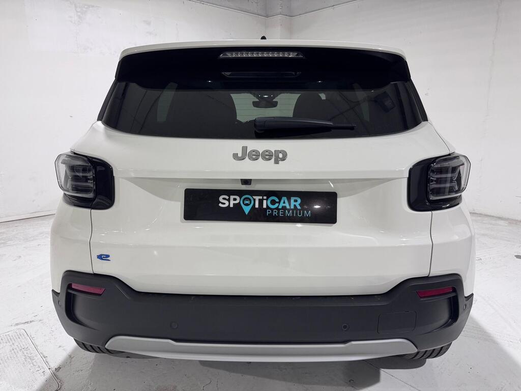 Jeep Avenger BEV 115kW (156CV) Summit 4