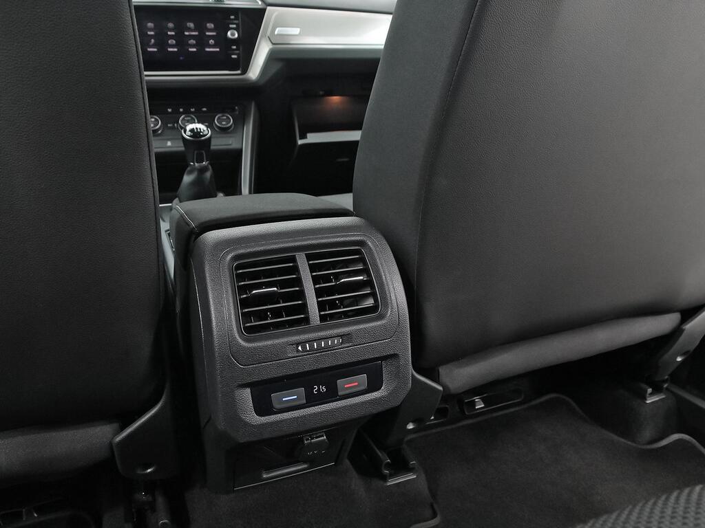 Volkswagen Touran Business 1.0 TSI 85kW (115CV) 32