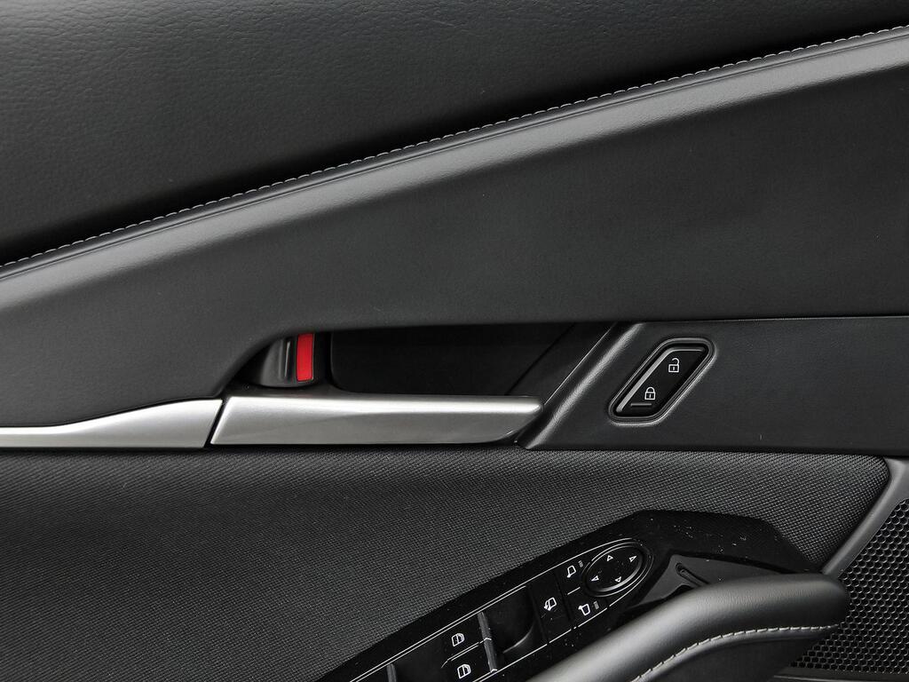 Mazda CX-30 2.5L e-SKYACT G MHEV 103kW Prime-Line MT 13