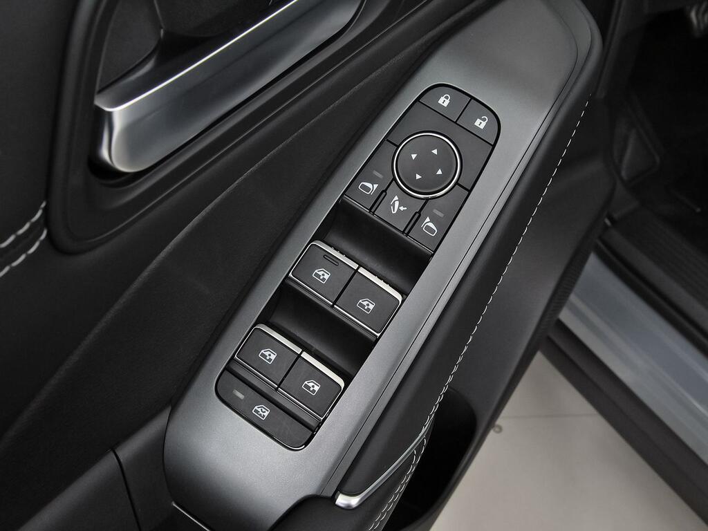 Nissan Qashqai DIG-T 103kW N-Connecta 12