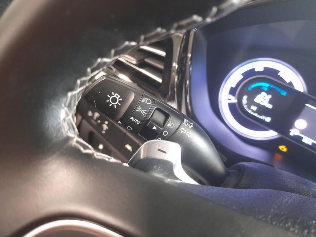 Kia Niro 1.6 GDi HEV 104kW (141CV) Drive 18