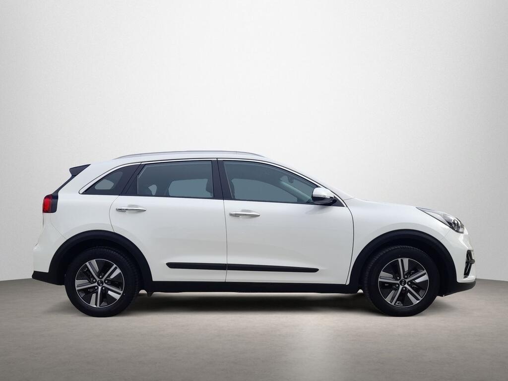 Kia Niro 1.6 GDi HEV 104kW (141CV) Drive 2