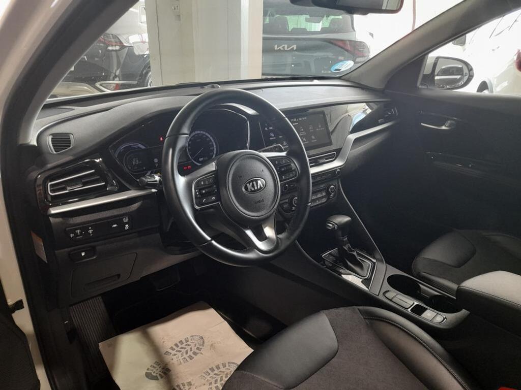 Kia Niro 1.6 GDi HEV 104kW (141CV) Drive 26