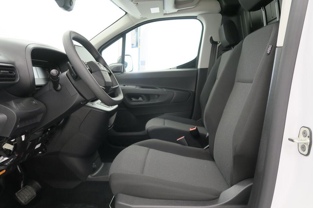 Opel Combo Cargo E-COMBO FURGON BEV (50KWH) 136CV) 6