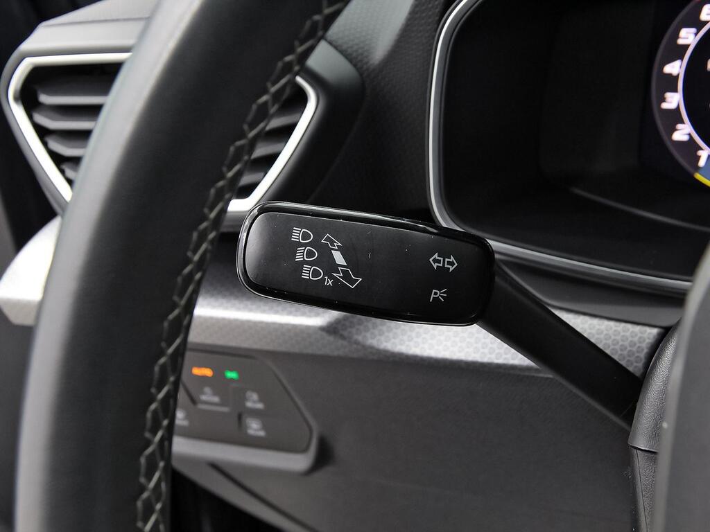 Seat Leon 1.5 TSI 85kW S&S Style 25 Aniversario 13