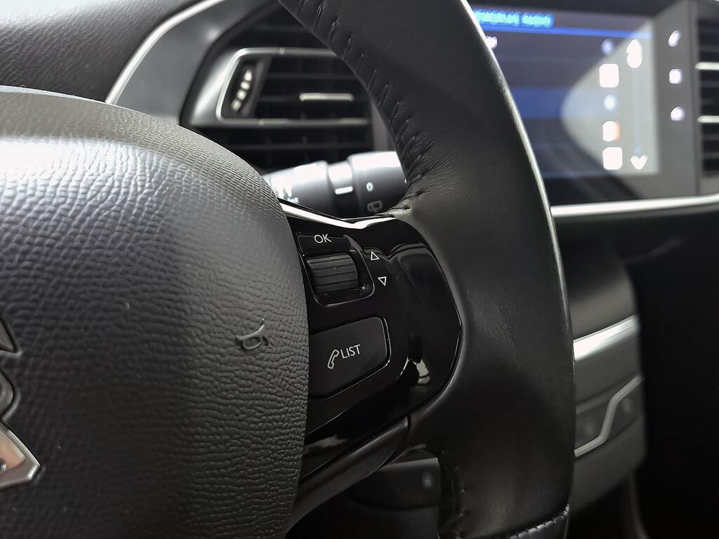 Peugeot 308 5p Active Pack BlueHDi 130 S&S 19