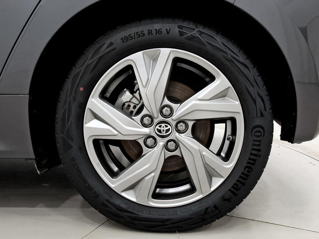 Toyota Yaris 1.5 120H Active Plus 10