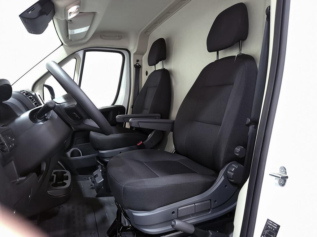 Peugeot Boxer FG L2H2 2.2 BHDI 140 CV 3.5T S&S 6V MA 8