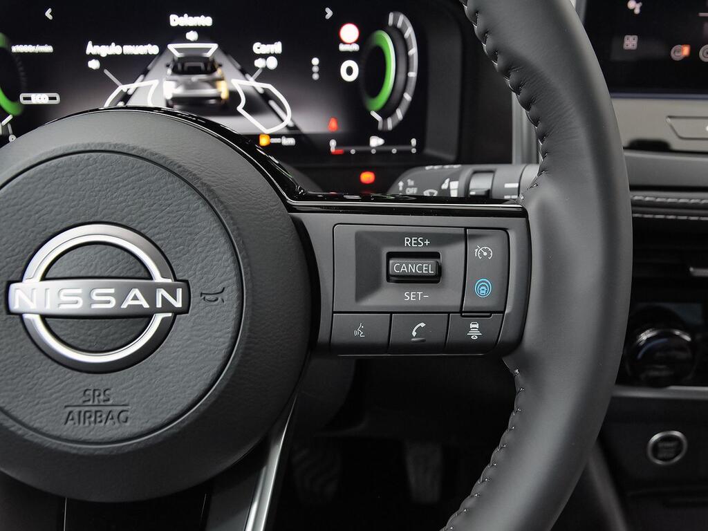 Nissan Qashqai DIG-T 103kW N-Connecta 17