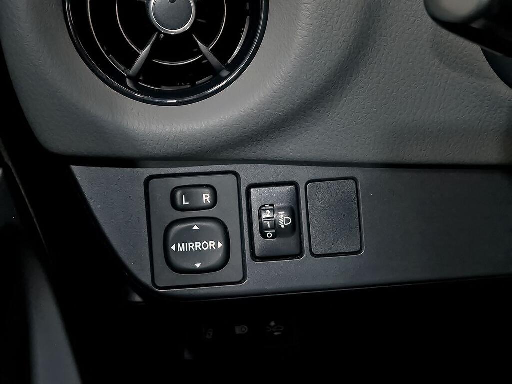 Toyota Yaris 1.5 100H Active 14
