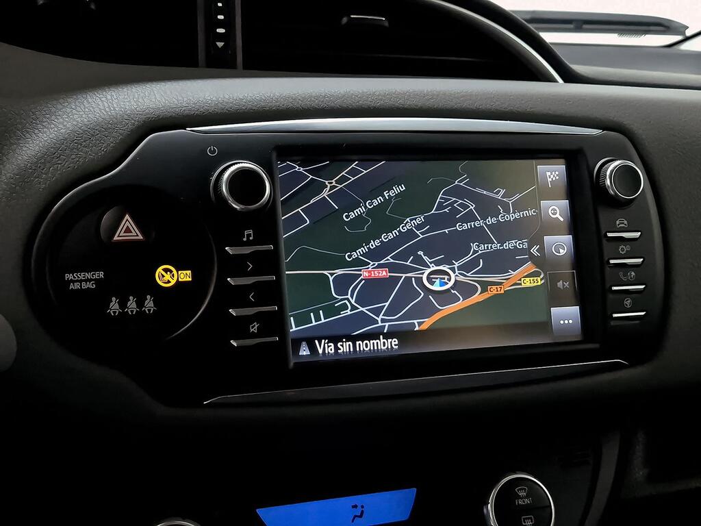 Toyota Yaris 1.5 100H Active 21