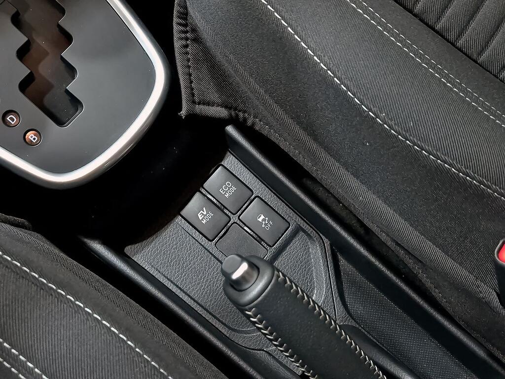 Toyota Yaris 1.5 100H Active 27