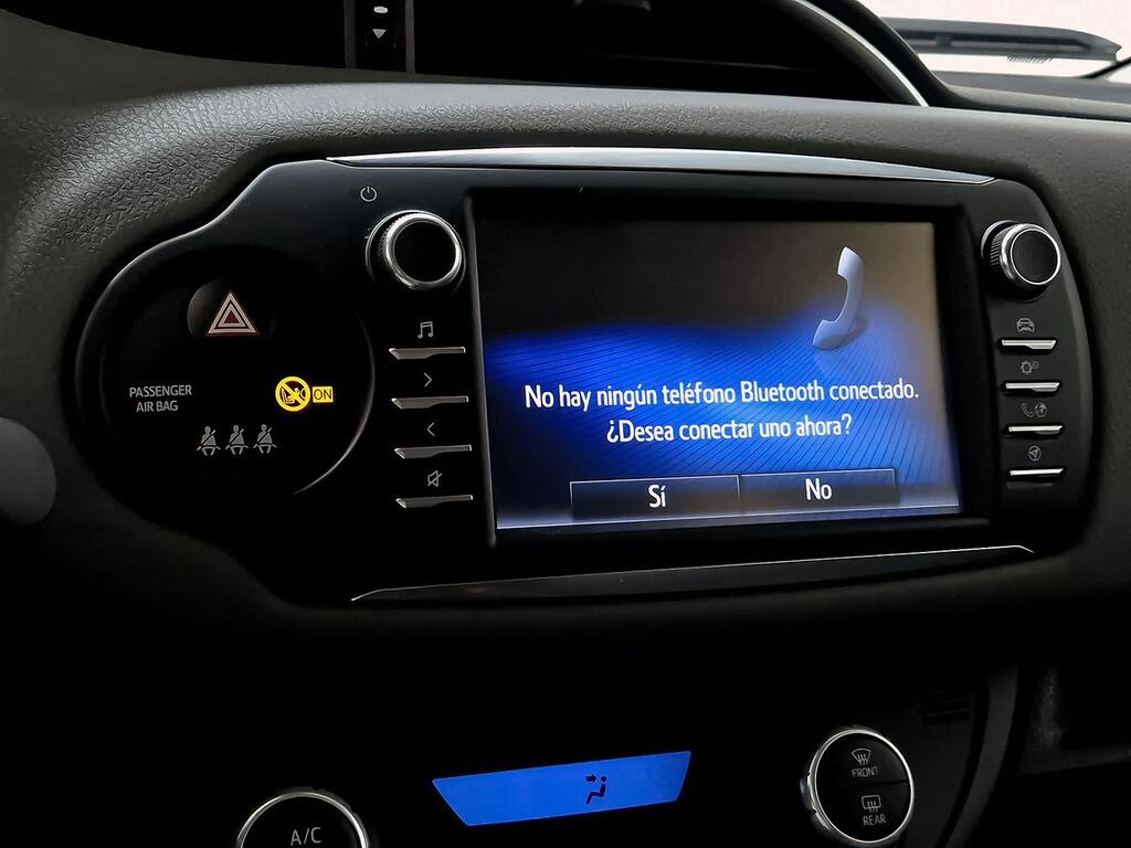 Toyota Yaris 1.5 100H Active 22