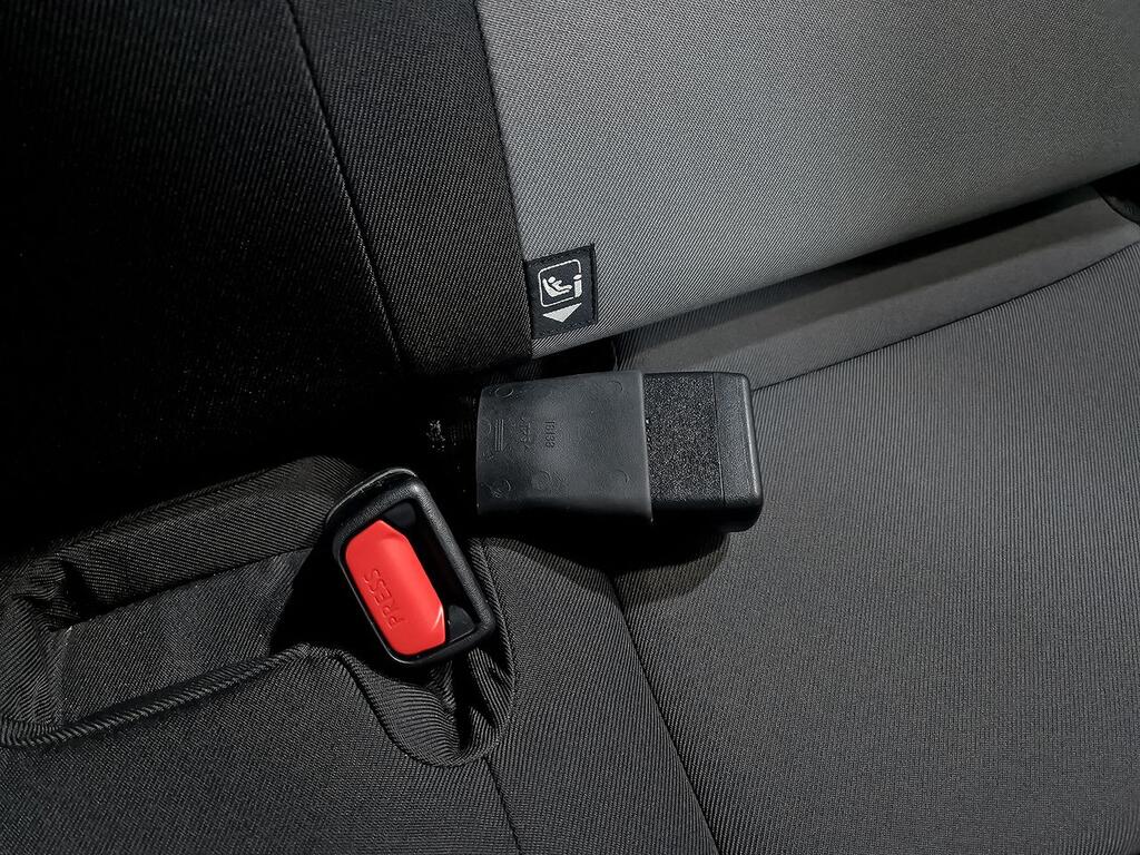 Toyota Yaris 1.5 100H Active 31