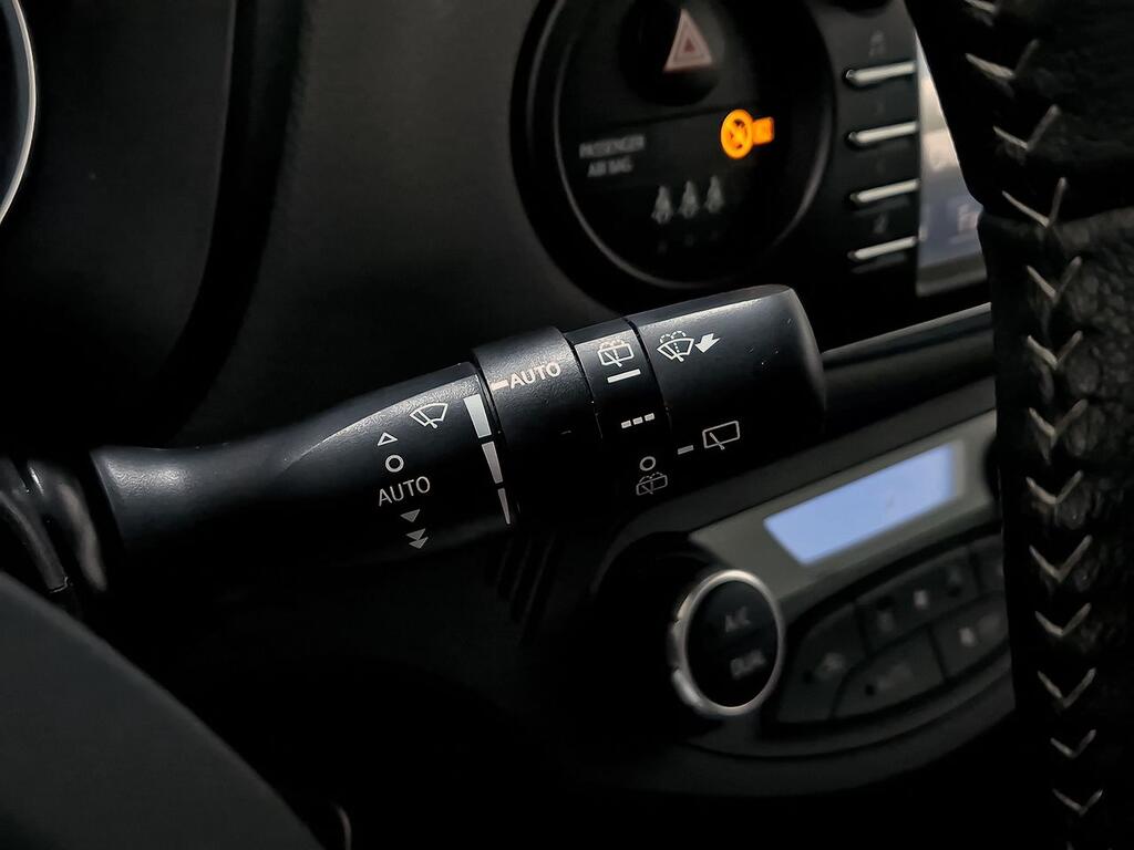 Toyota Yaris 1.5 100H Active 15