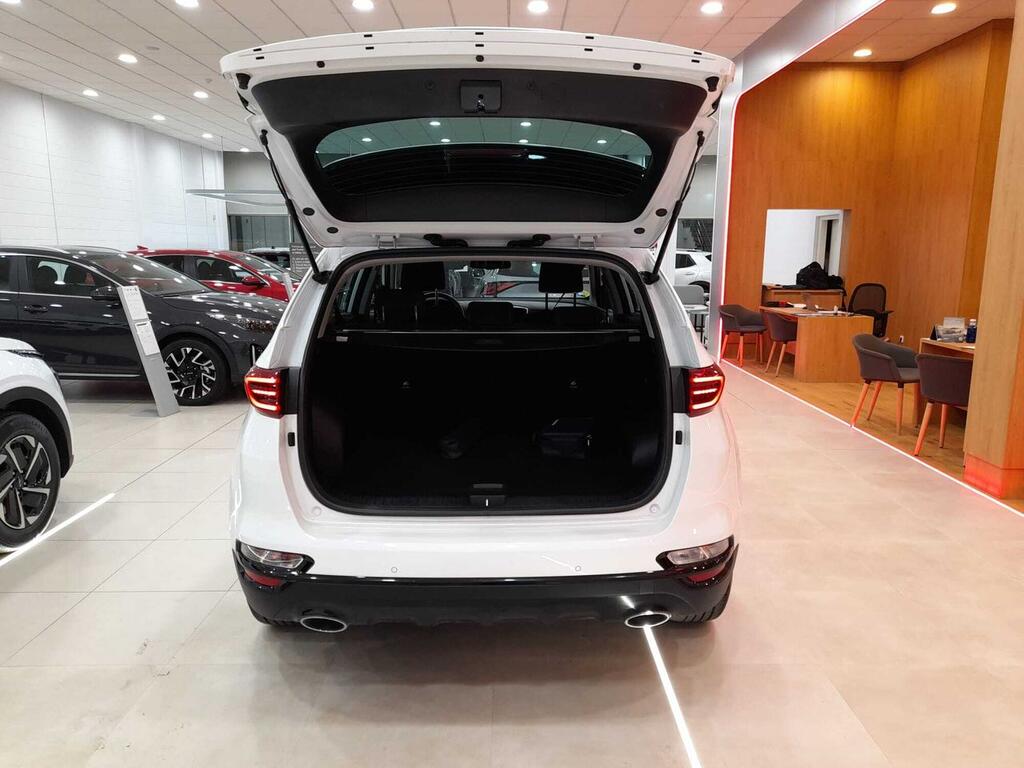 Kia Sportage 1.6 MHEV Black Edition 100kW (136CV) 4x2 9