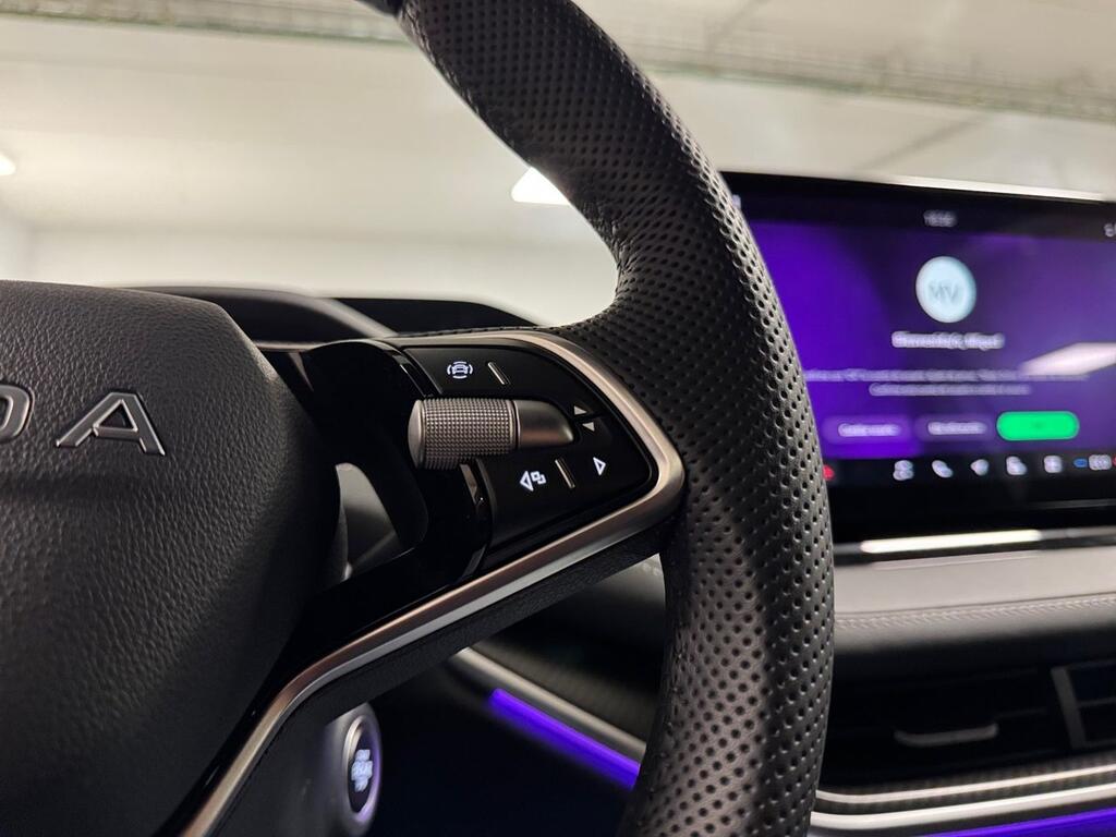 Skoda Elroq 210 kW (CV) 82 kWh (77 kwh neta) Sportli 10