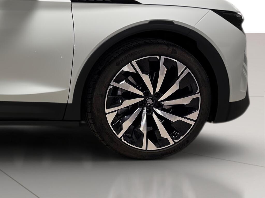 Skoda Elroq 210 kW (CV) 82 kWh (77 kwh neta) Sportli 8