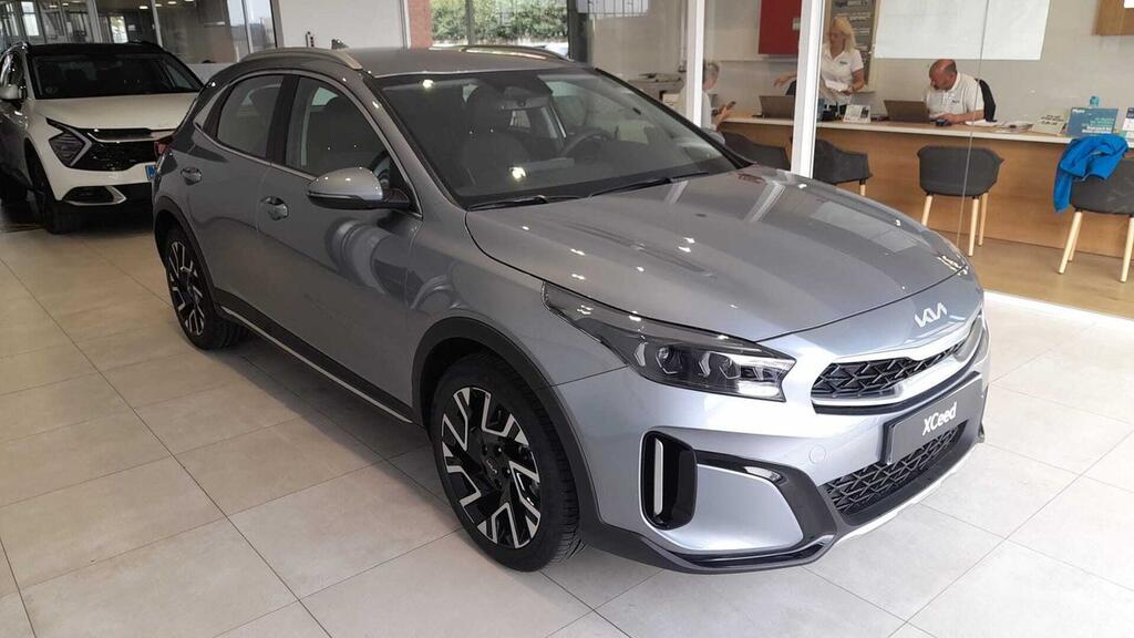 Kia XCeed 1.5 MHEV iMT Tech 118kW (160CV) 8