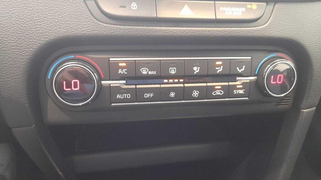 Kia XCeed 1.5 MHEV iMT Tech 118kW (160CV) 12