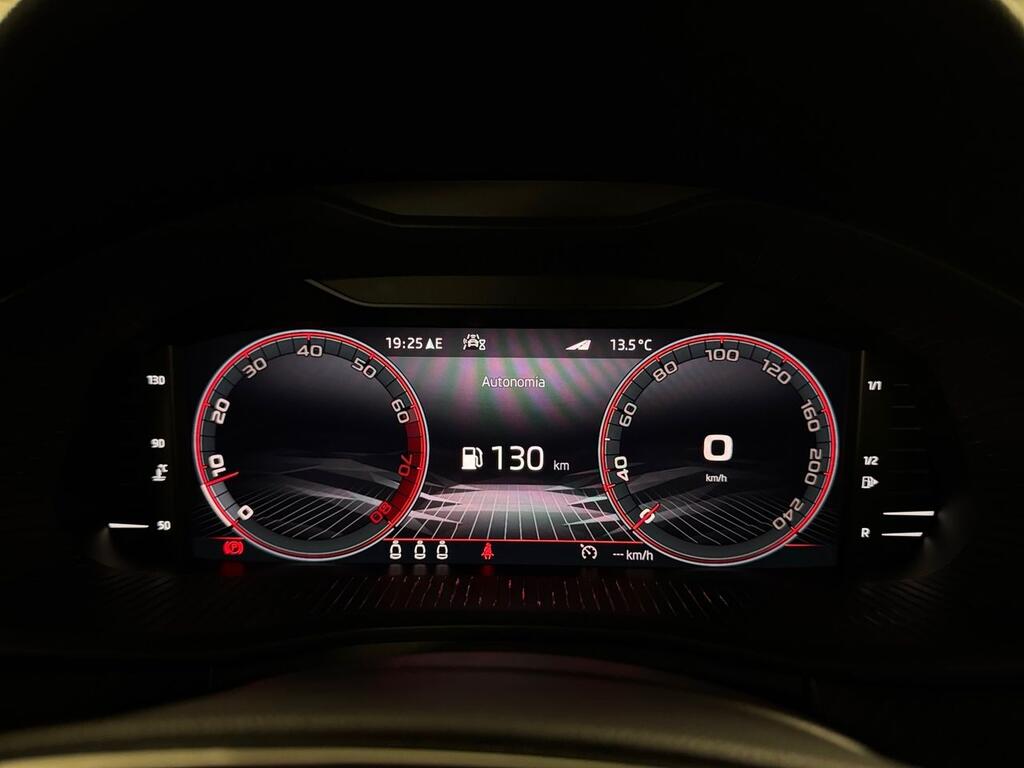 Skoda Kamiq 1.5 TSI 110kW (150CV) Montecarlo 11