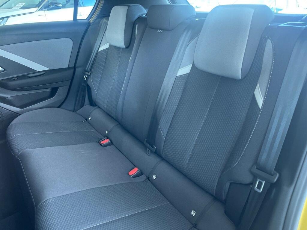 Opel Astra 1.6T Hybrid 132kW (180CV) Edition Auto 12