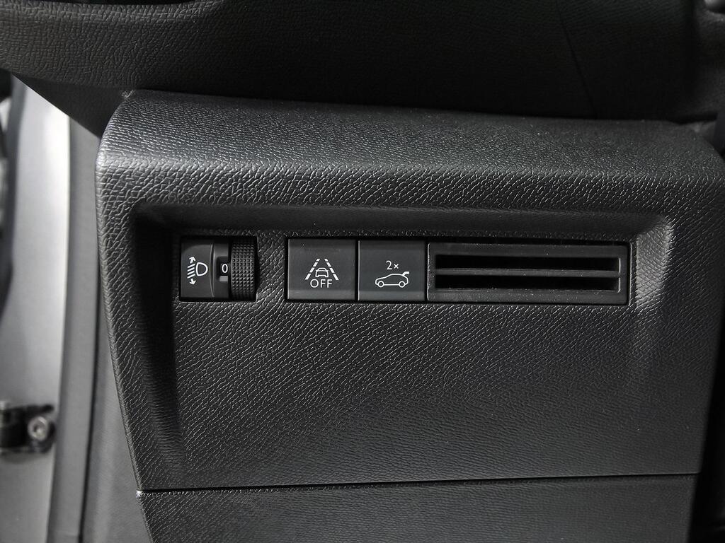 Citroën C4 X Hybrid 136 e-DCS6 Plus 14