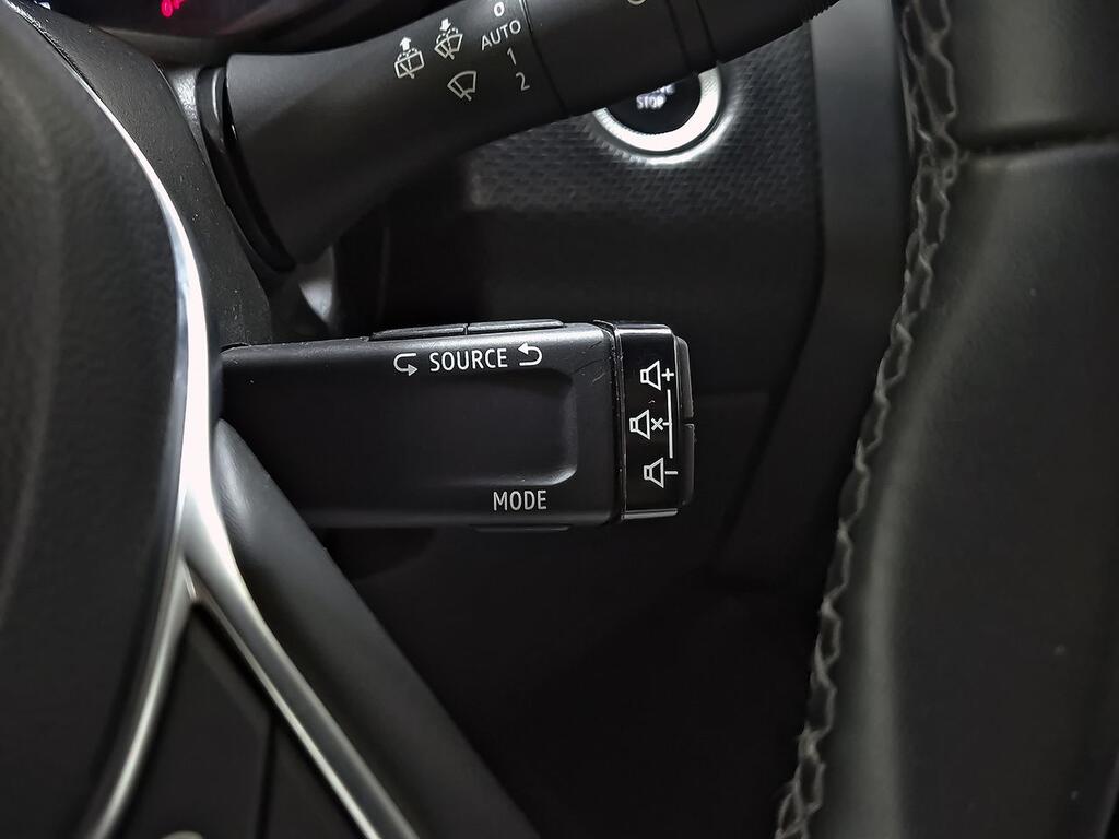 Renault Clio Zen TCe 67 kW (91CV) 17