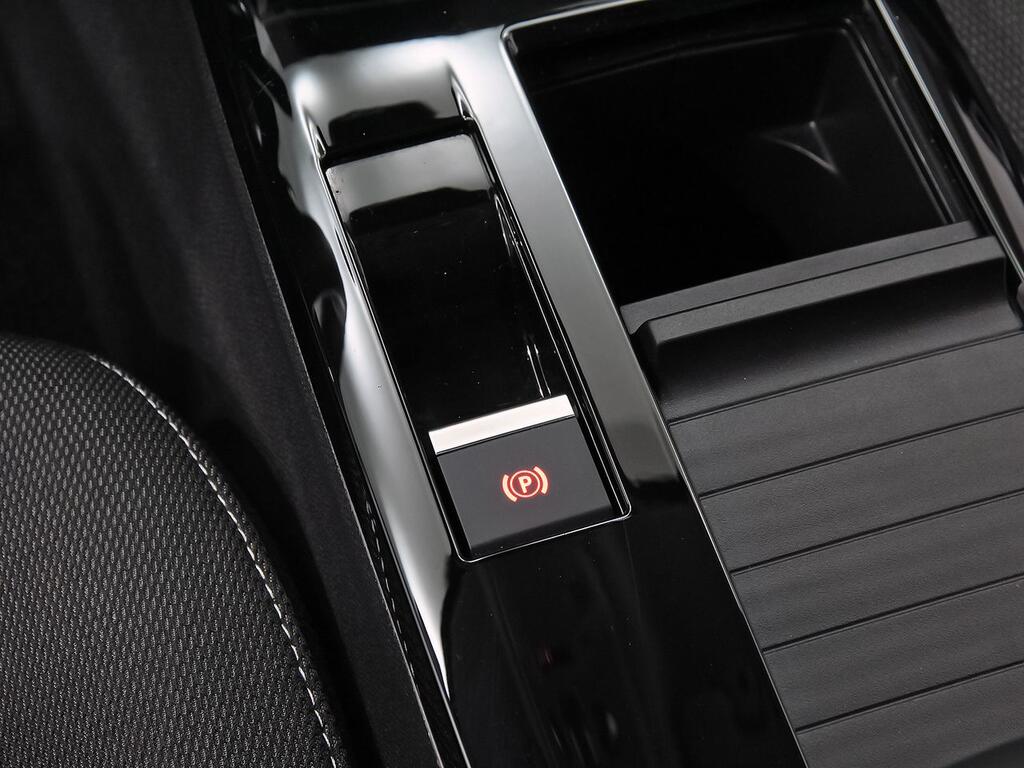 Citroën C4 Hybrid 136 e-DCS6 Plus 31