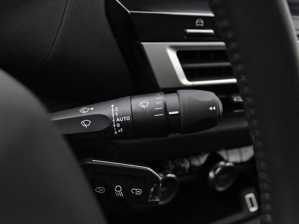 Citroën C4 Hybrid 136 e-DCS6 Plus 17