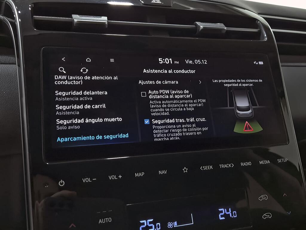 Hyundai Tucson 1.6 CRDI 100kW (136CV) 48V Tecno DCT 2C 33