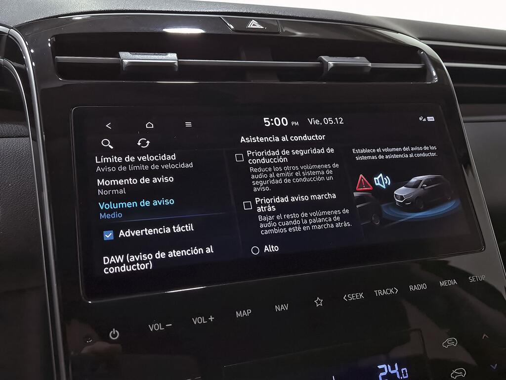 Hyundai Tucson 1.6 CRDI 100kW (136CV) 48V Tecno DCT 2C 28