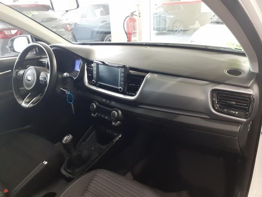 Kia Stonic 1.0 T-GDi 88kW (120CV) Drive 10