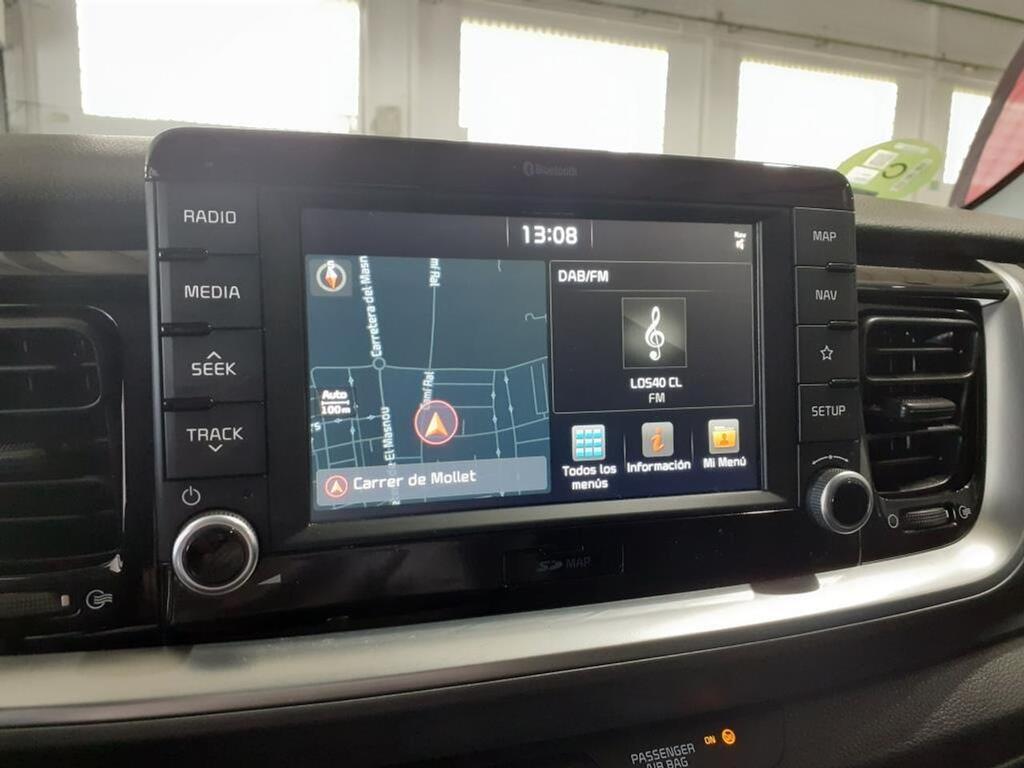 Kia Stonic 1.0 T-GDi 88kW (120CV) Drive 16