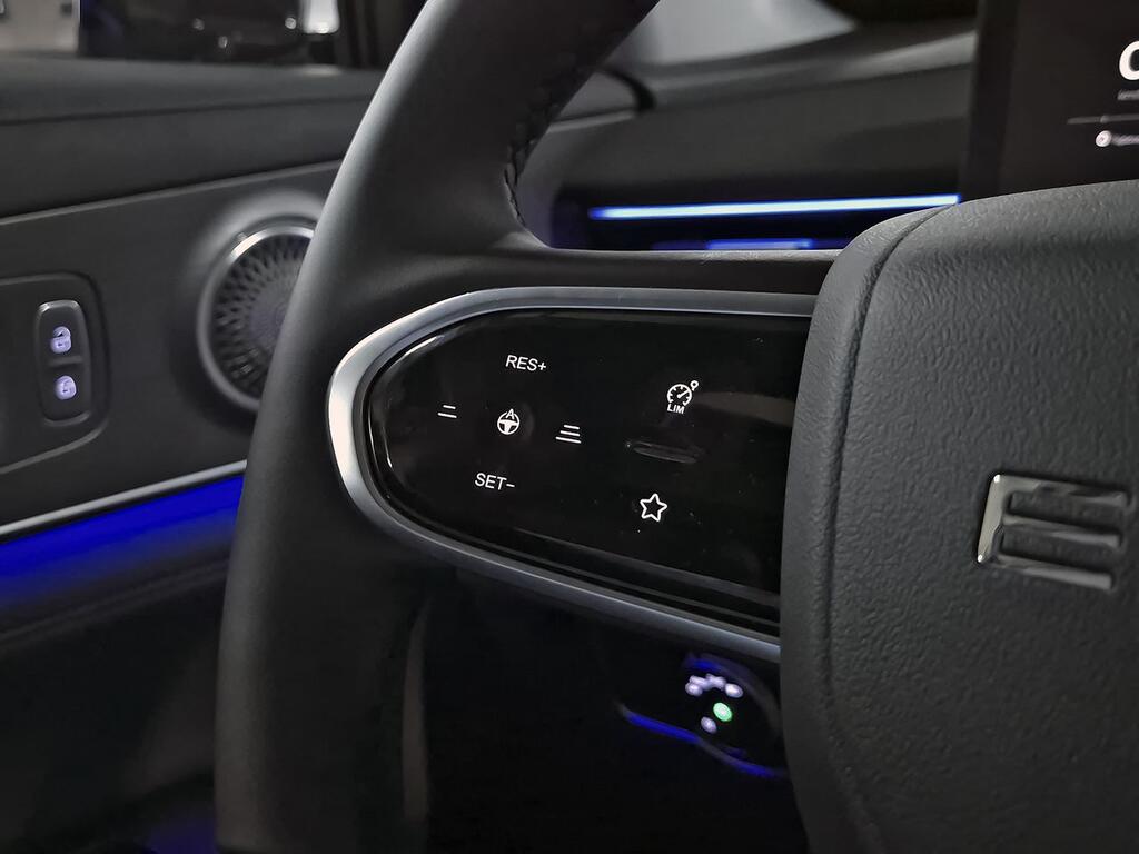 Ebro S800 1.5 TGDI PHEV Luxury E-CVT 19