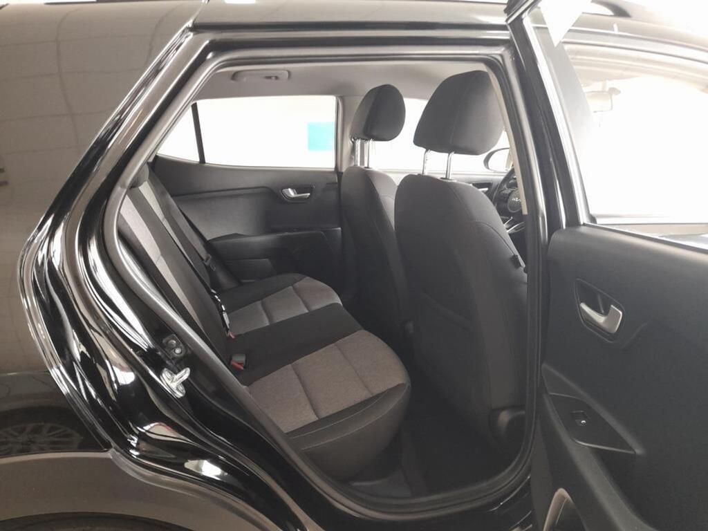 Kia Stonic 1.2 DPi 58kW (79CV) Concept 3