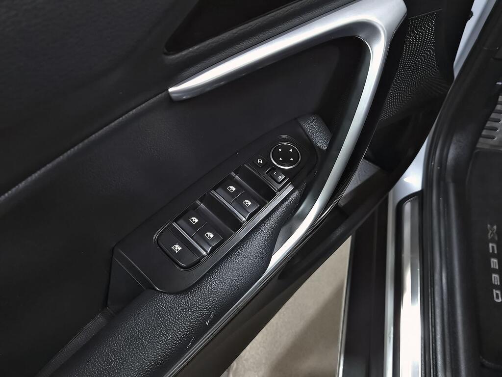 Kia XCeed 1.5 MHEV iMT Emotion 118kW (160CV) 11