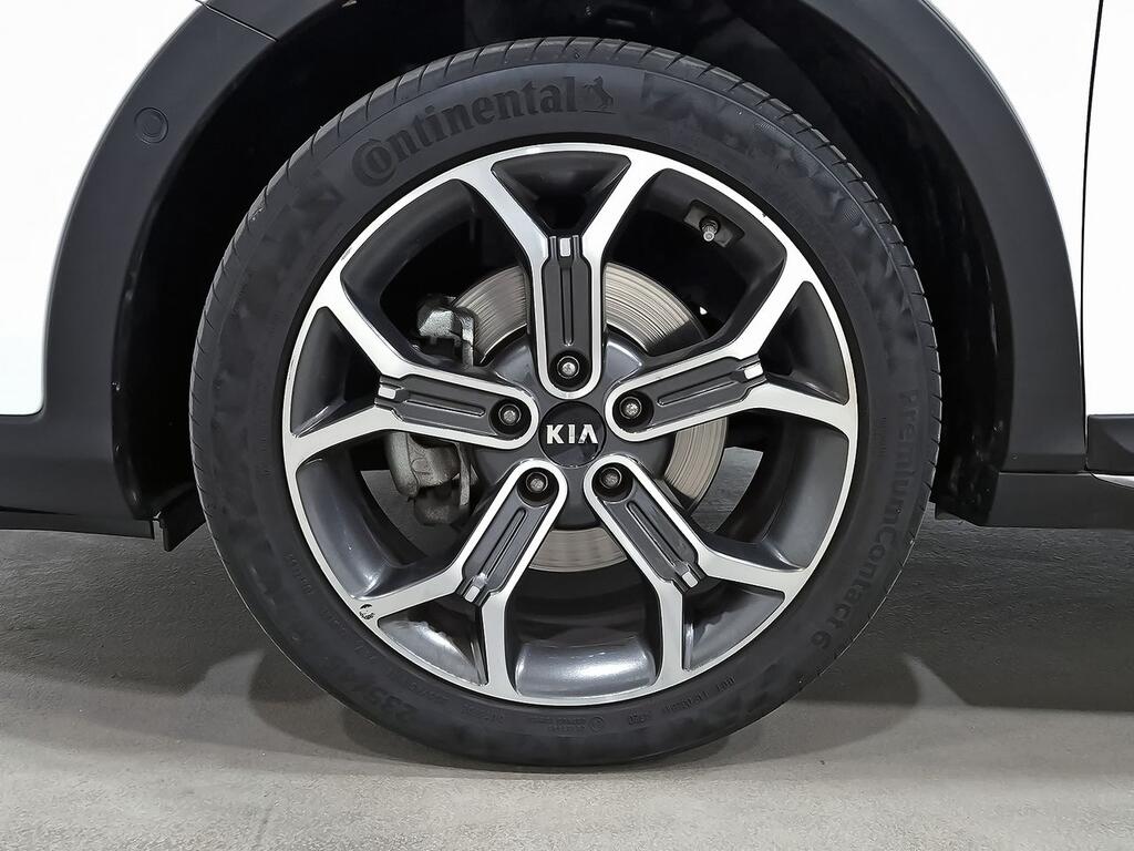 Kia XCeed 1.5 MHEV iMT Emotion 118kW (160CV) 10