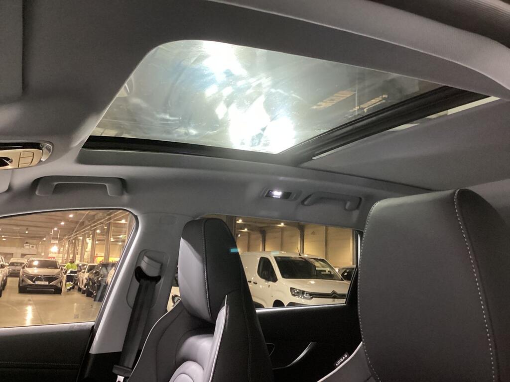 Ebro S700 1.6 TGDI Luxury 7 DCT 22