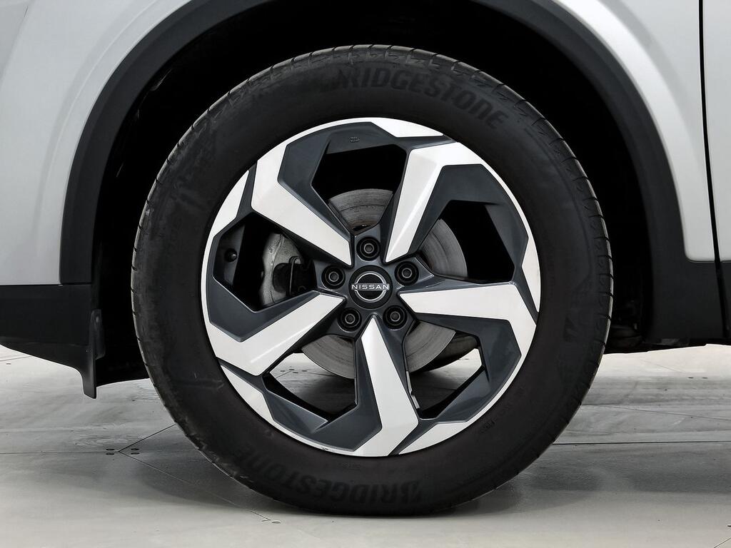 Nissan Qashqai DIG-T 116kW Xtronic N-Connecta 10