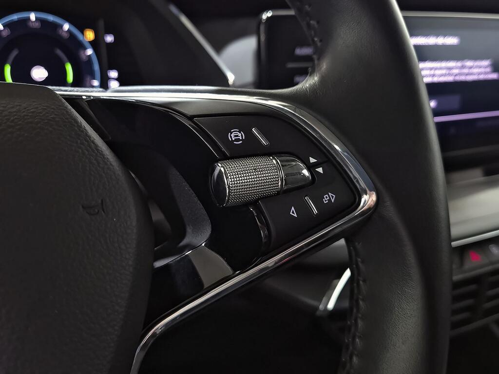 Skoda Octavia Combi 2.0 TDI 110kW(150CV) Man Ambition 18