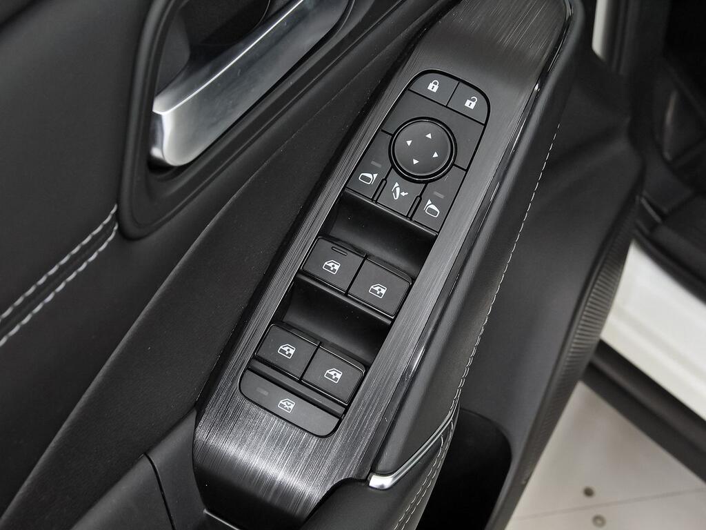 Nissan Qashqai E-POWER 140 KW (190 CV) N-Connecta 12