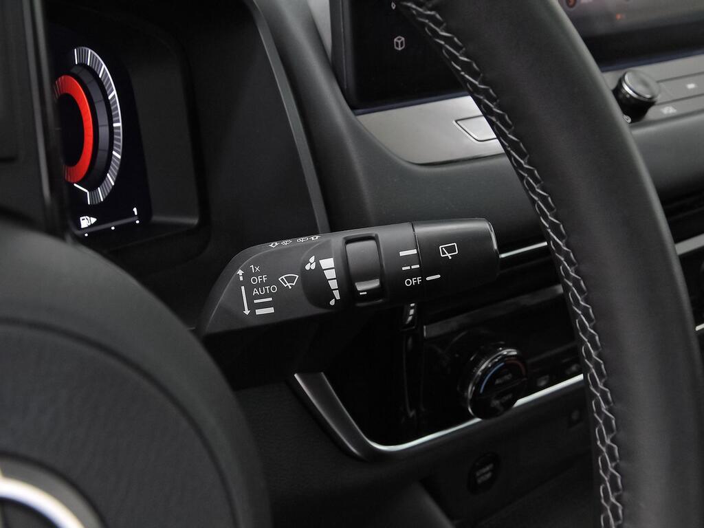 Nissan Qashqai E-POWER 140 KW (190 CV) N-Connecta 16